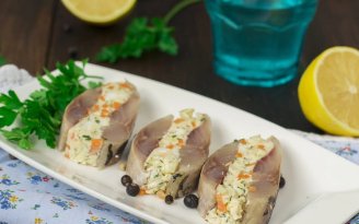 Атлантическое "сало" к Новому году: необычная закуска из сельди, которая легко затмит "Шубу" (видео)