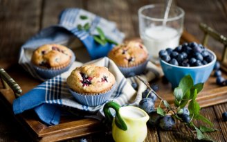 Мафины с голубикой: выпечка, которую захочется повторять снова и снова (видео)