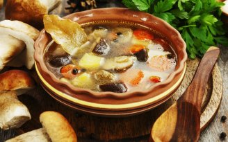 Постный грибной суп, поражающий вкусом: простой секрет для вкусной трапезы