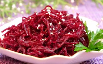 Не морковью единой: как приготовить свеклу по-корейски (видео)