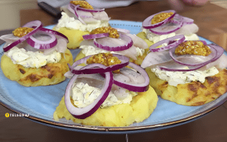 Закуска с сельдью: оригинальный рецепт (видео)