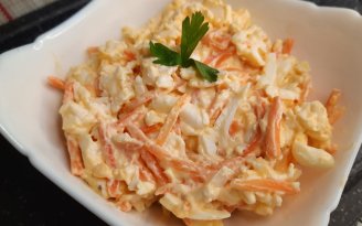 Удивительная простота: вкусный салат с морковью по-корейски за считанные минуты (видео)