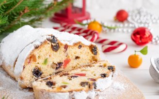 Классический штолен с современным акцентом: сухофрукты, ром и любовь в каждом кусочке (видео)