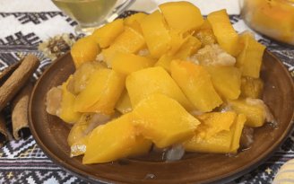 Простой и вкусный десерт из тыквы и яблок: вы будете готовить его снова и снова (видео)