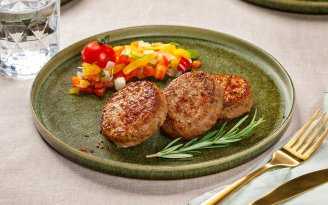 Котлеты получатся нереально сочными: вот что добавить к ним вместо хлеба (видео)