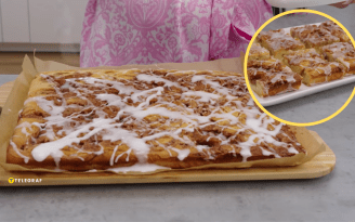 Коричный пирог с глазурью наполнит ароматом весь дом: как его приготовить (видео)