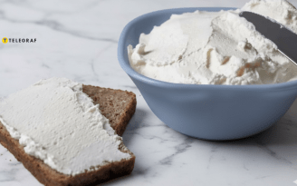 Даже варить не надо: как из обычного кефира сделать роскошную основу для десертов и закусок