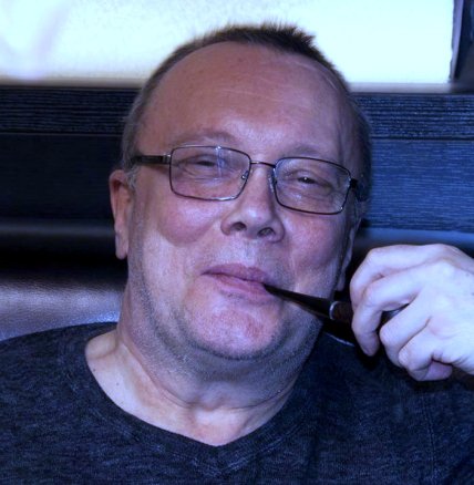 Владимир Комаров