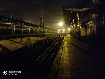 Фото жд вокзала в Донецке