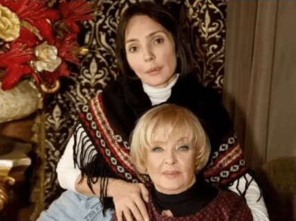 Екатерина Степанкова, Ада Роговцева