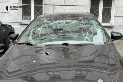 Последствия удара в Днепре - фото