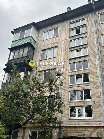 Скління висипалось /Телеграф