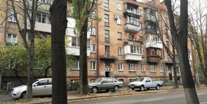 Старий будинок