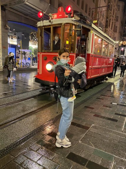 Супруги Федосенко не побоялись отправиться на отдых с малышкой