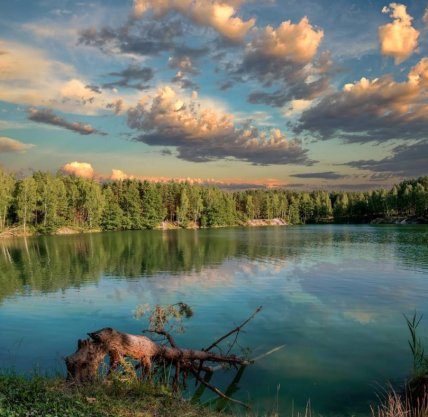 Озеро возле села Новаки