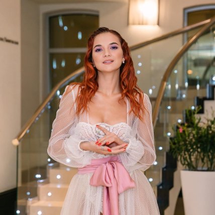 юля кучеренко