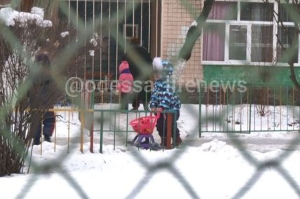 В Одессе неизвестный обстрелял из детский сад 20.01.2021