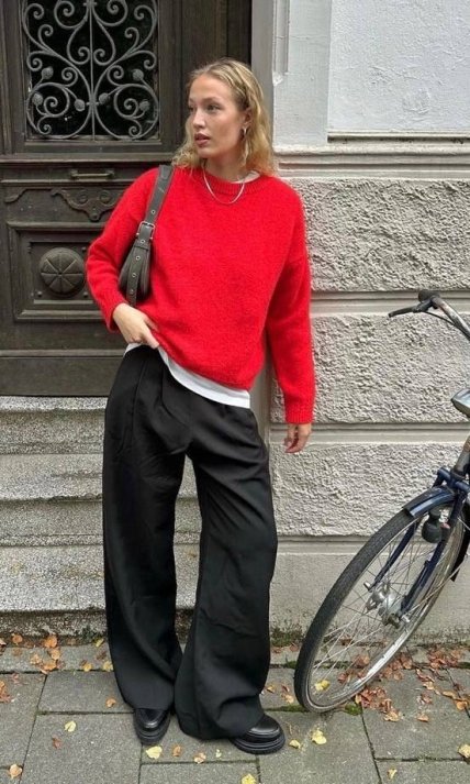 Червоний светр