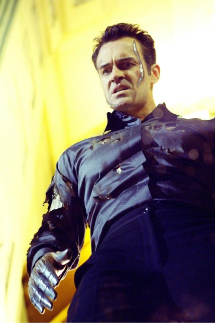 Джулиан Макмэхон