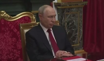 ИИ объяснил странное выражение лица Владимира Путина