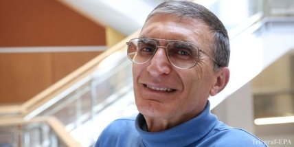 Нобелевскую премию по химии разделили трое ученых из Турции, Швеции и США