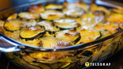 Эта запеканка понравится даже тем, кто не любит кабачки (изображение создано с помощью ИИ)