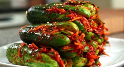 Корейская кухня: кимчи из огурцов