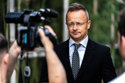 Петер Сійярто