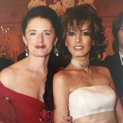 Инес Кнаус сестра Мелании Трамп