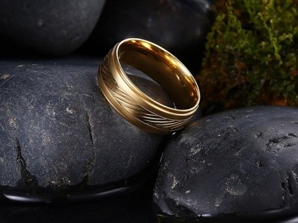 Ищем потерянное кольцо: как найти кольцо дома или на улице
