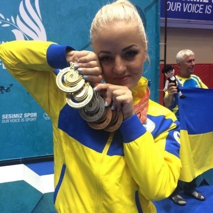 Инна Визир с медалями