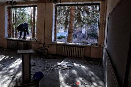 Зруйнований житлово-комунальний коледж у Харкові