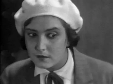 Стрелкова в молодости