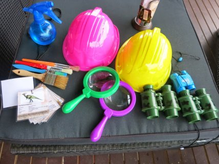 как устроить вечеринку детям, игры для детской вечеринки динозавров