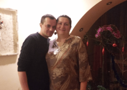 Роман Сопін з матір'ю Ларисою