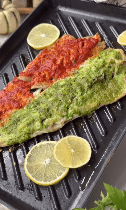 Сколько запекать минтай под соусом