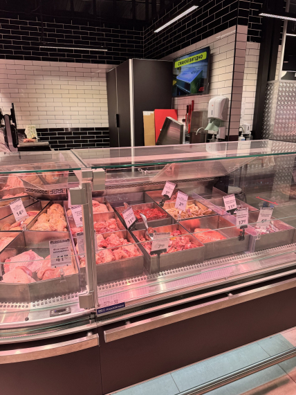 На прилавках широкий ассортимент продукции