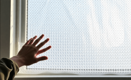 Как утеплить окна пузырчатой пленкой