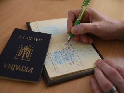 Чи потрібно переоформлювати документи, якщо змінилась назва вулиці