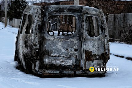 На улицах Дружковки много сожженных авто и разрушенных домов