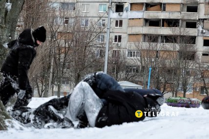 Первый снег в Харькове 2025