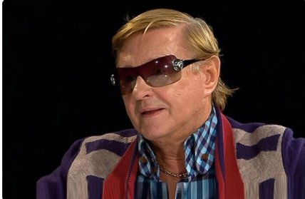 Роман Виктюк