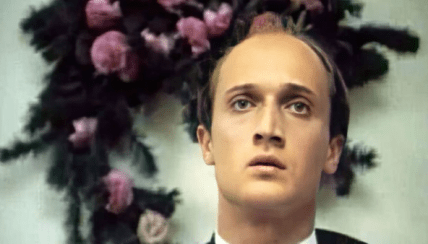 Кадр із фільму "Мумія у наколках"