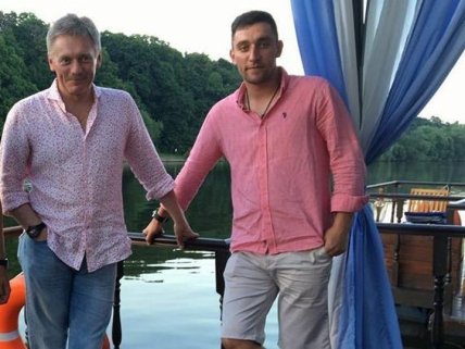 Пєсков син Микола Пєсков Чоулз