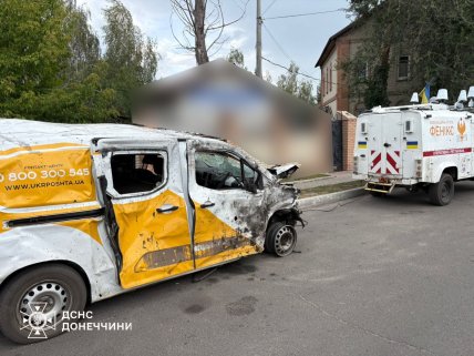 Наслідки обстрілу селища на Донеччині