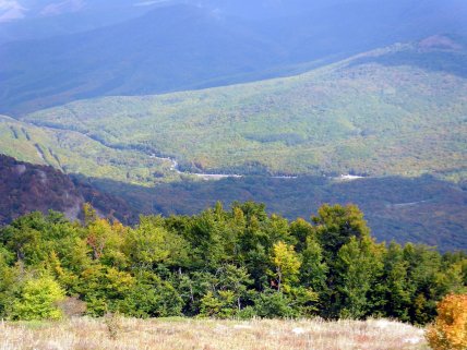Дорога Сімферополь - Ялта в районі Ангарського перевалу