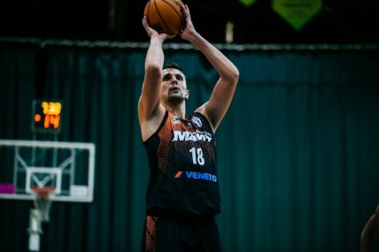 Андрей Агафонов