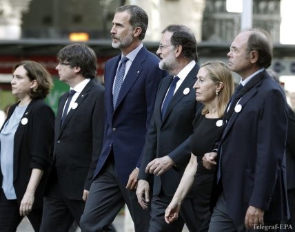 В Барселоне полмиллиона человек вышли на марш против терроризма