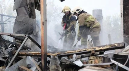 Спасатели активно работали на месте прилета, иллюстративное изображение.