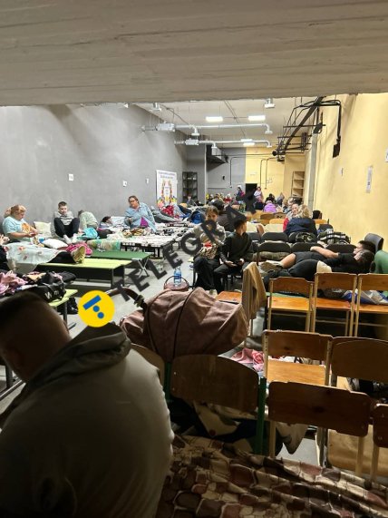 Люди в укриттях 10 вересня